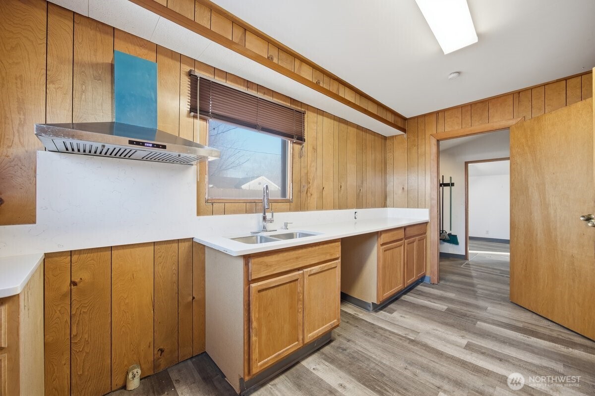 807 S Washington St. , Kennewick, WA 99336