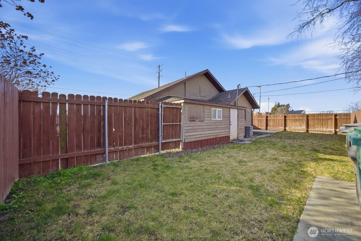 807 S Washington St. , Kennewick, WA 99336