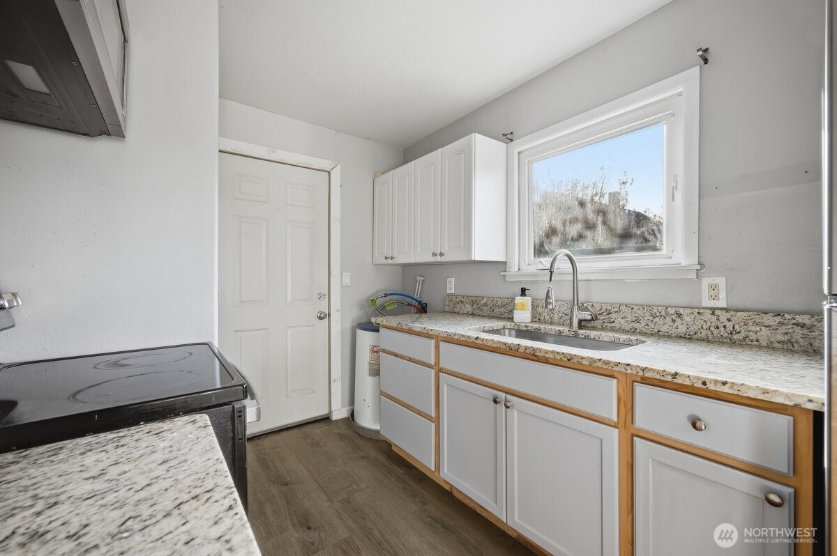 807 S Washington St. , Kennewick, WA 99336