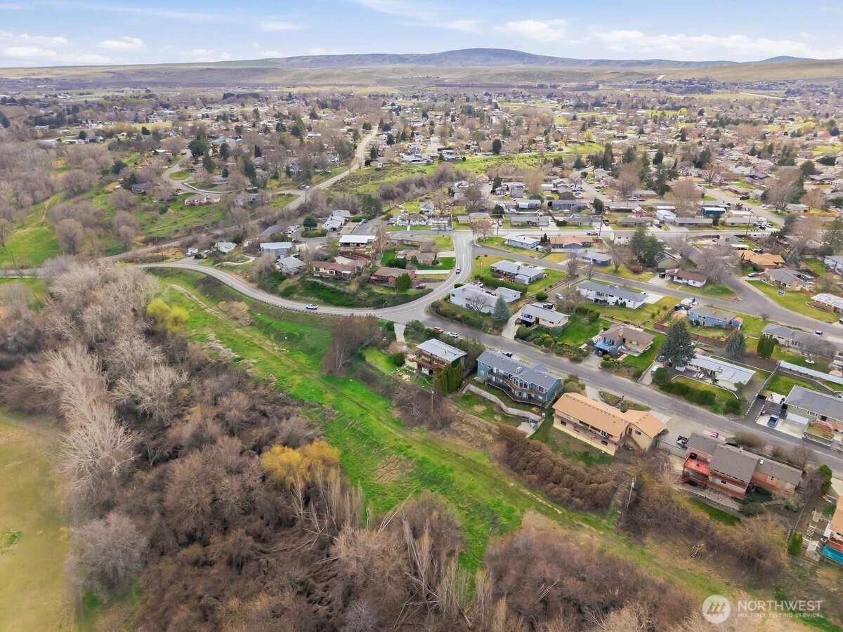 0 NKA 26th Place , Kennewick, WA 99336