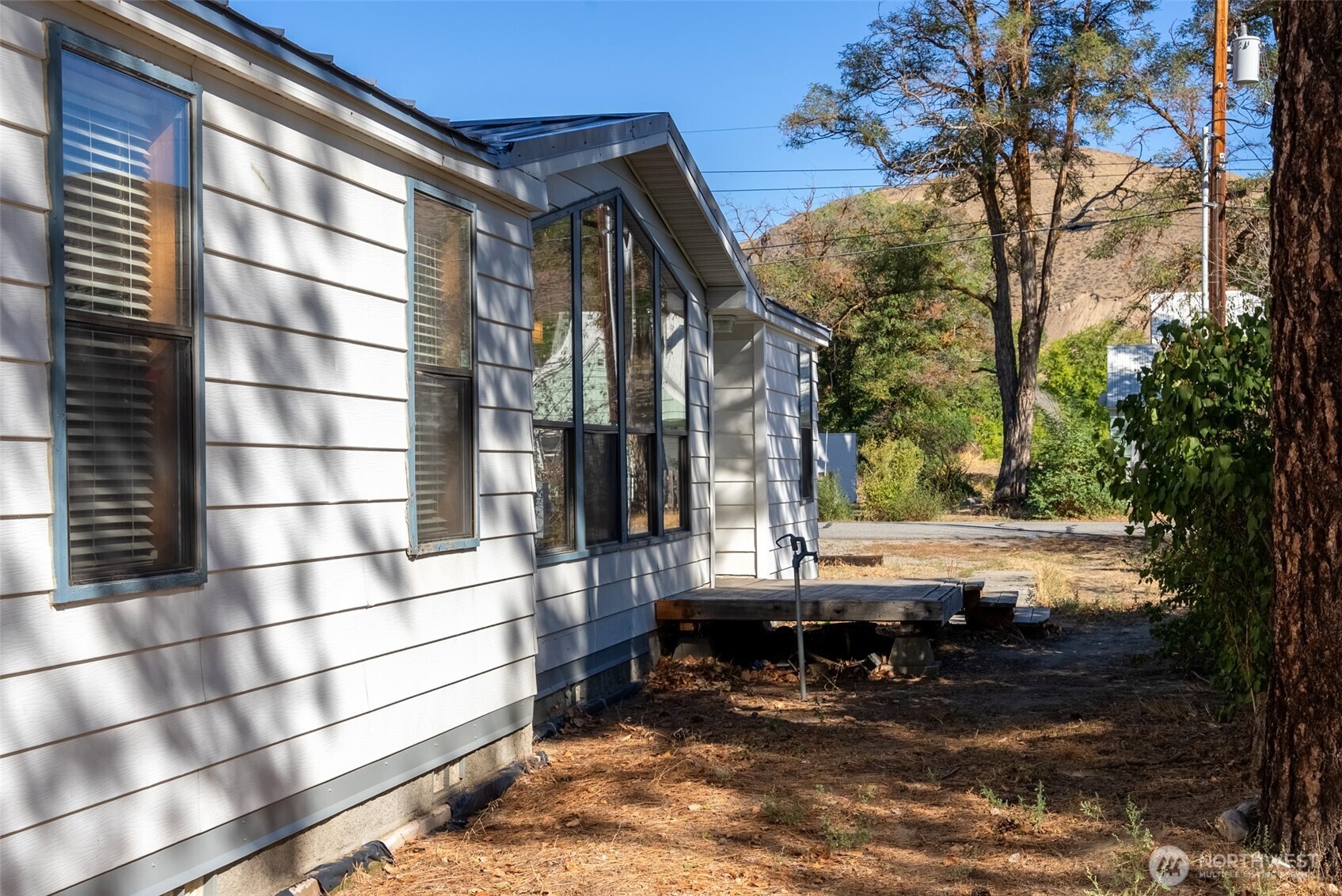 1221 Riverside Avenue , Twisp, WA 98856