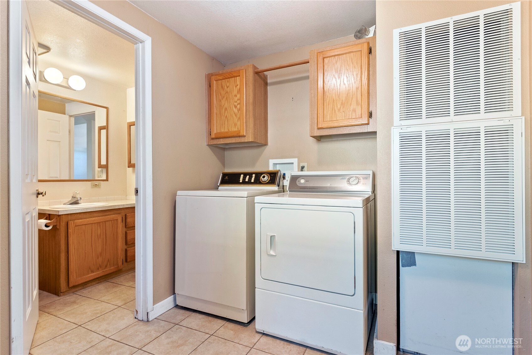 1221 Riverside Avenue , Twisp, WA 98856