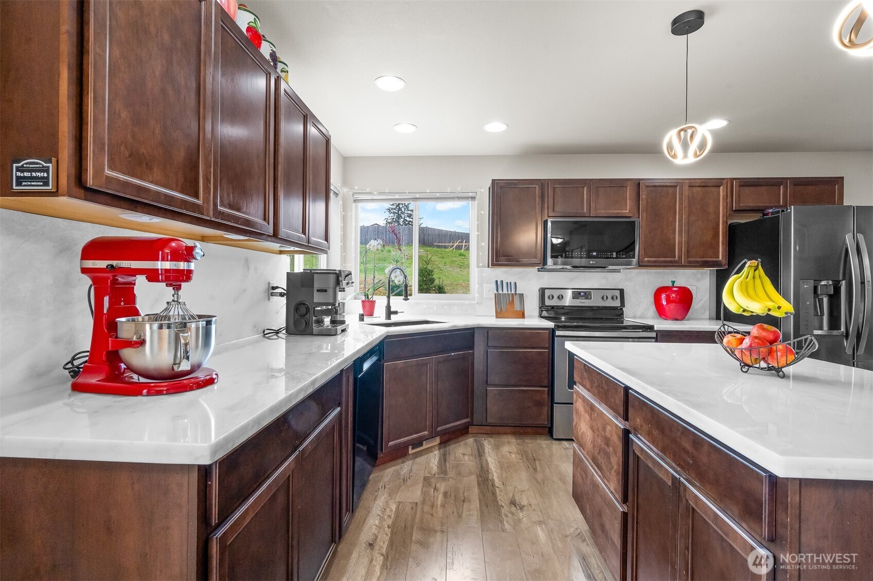 104 Lillian Lane SE, Rainier, WA 98576