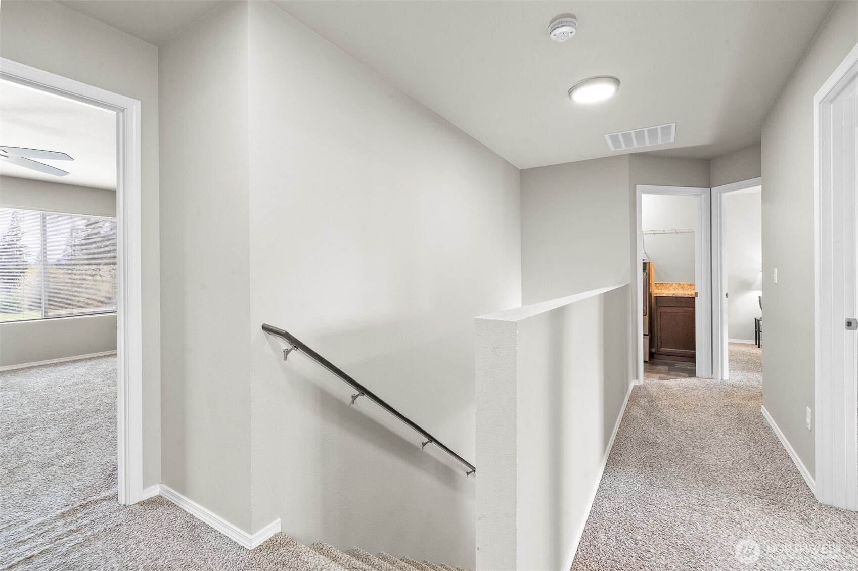 104 Lillian Lane SE, Rainier, WA 98576