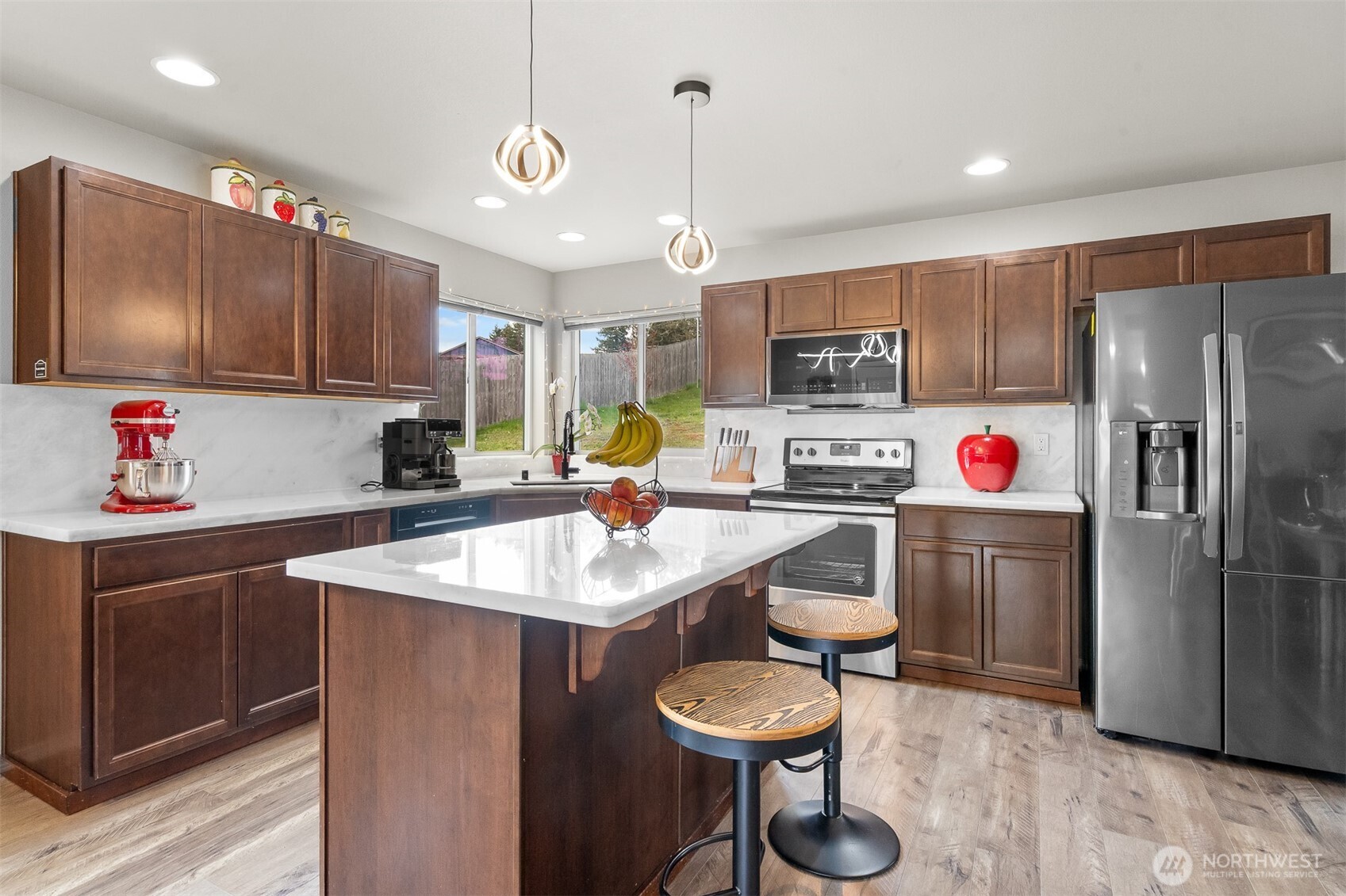 104 Lillian Lane SE, Rainier, WA 98576