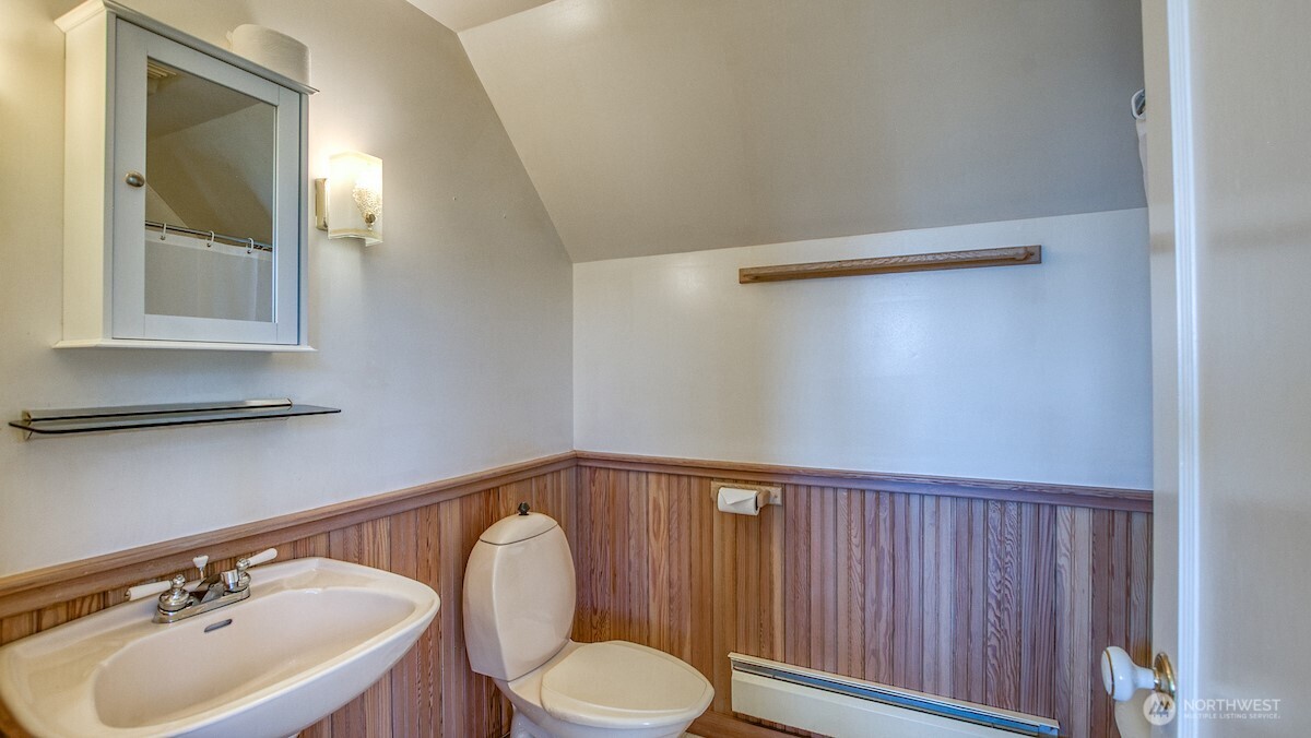 445 Point Lawrence Road , Orcas Island, WA 98245