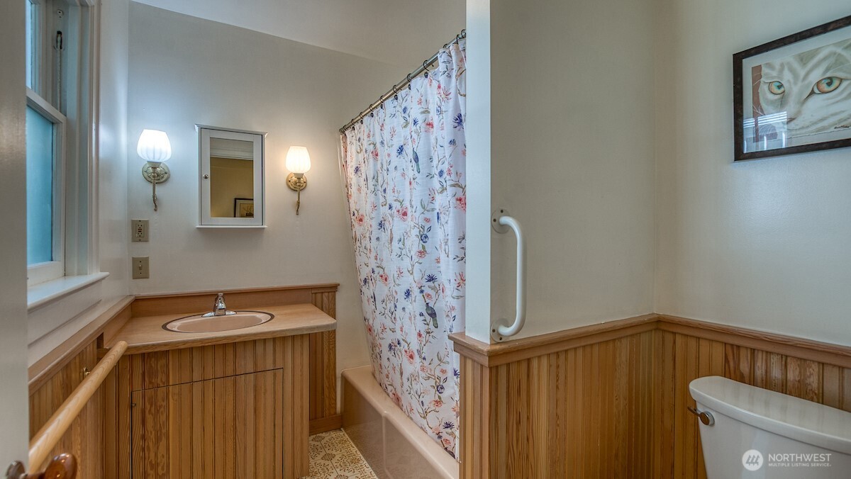 445 Point Lawrence Road , Orcas Island, WA 98245