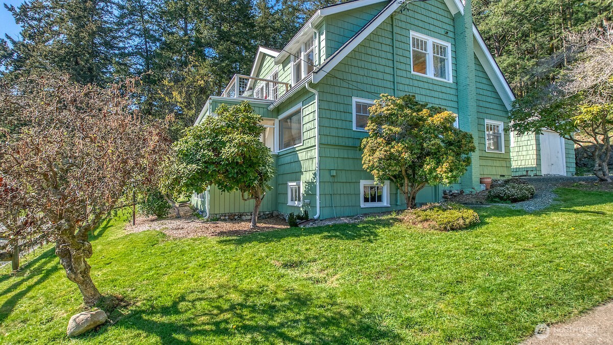 445 Point Lawrence Road , Orcas Island, WA 98245