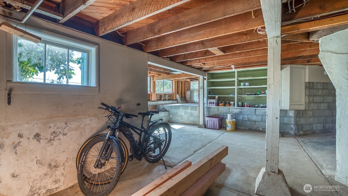 445 Point Lawrence Road , Orcas Island, WA 98245