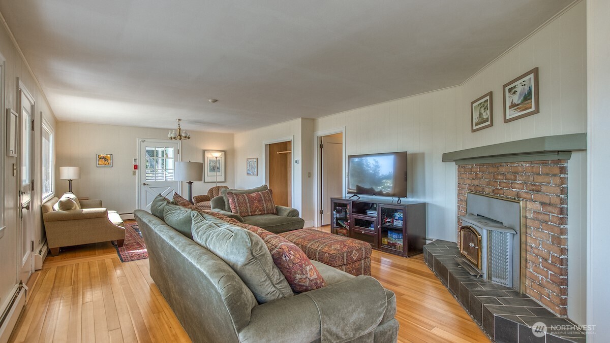 445 Point Lawrence Road , Orcas Island, WA 98245