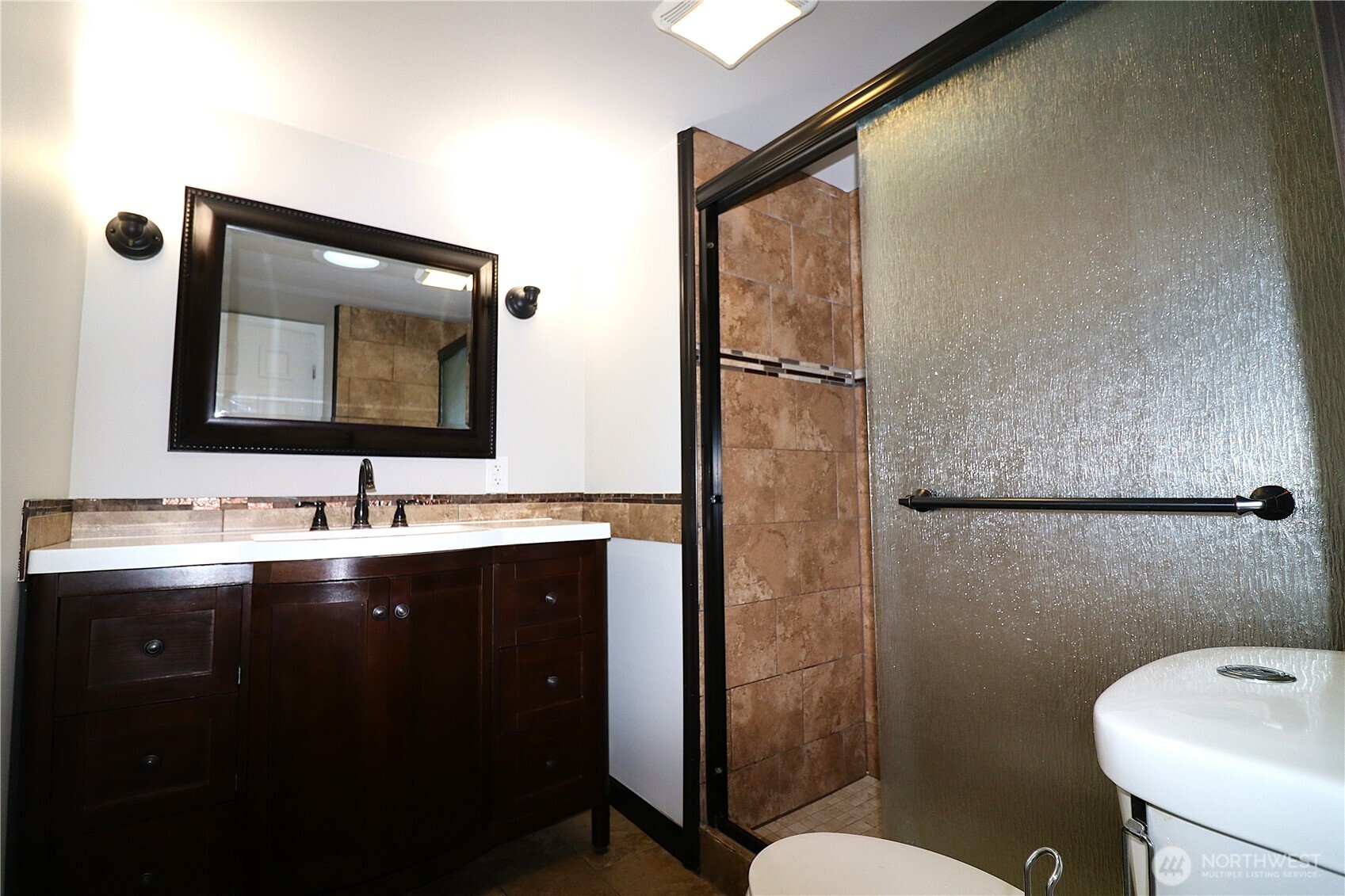 401 37th Street SE #104, Auburn, WA 98002
