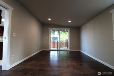 401 37th Street SE #104, Auburn, WA 98002 - Photo 6