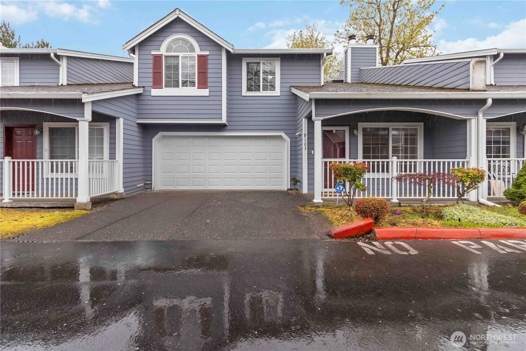 10513 SE 250th Place #F103, Kent, WA 98030