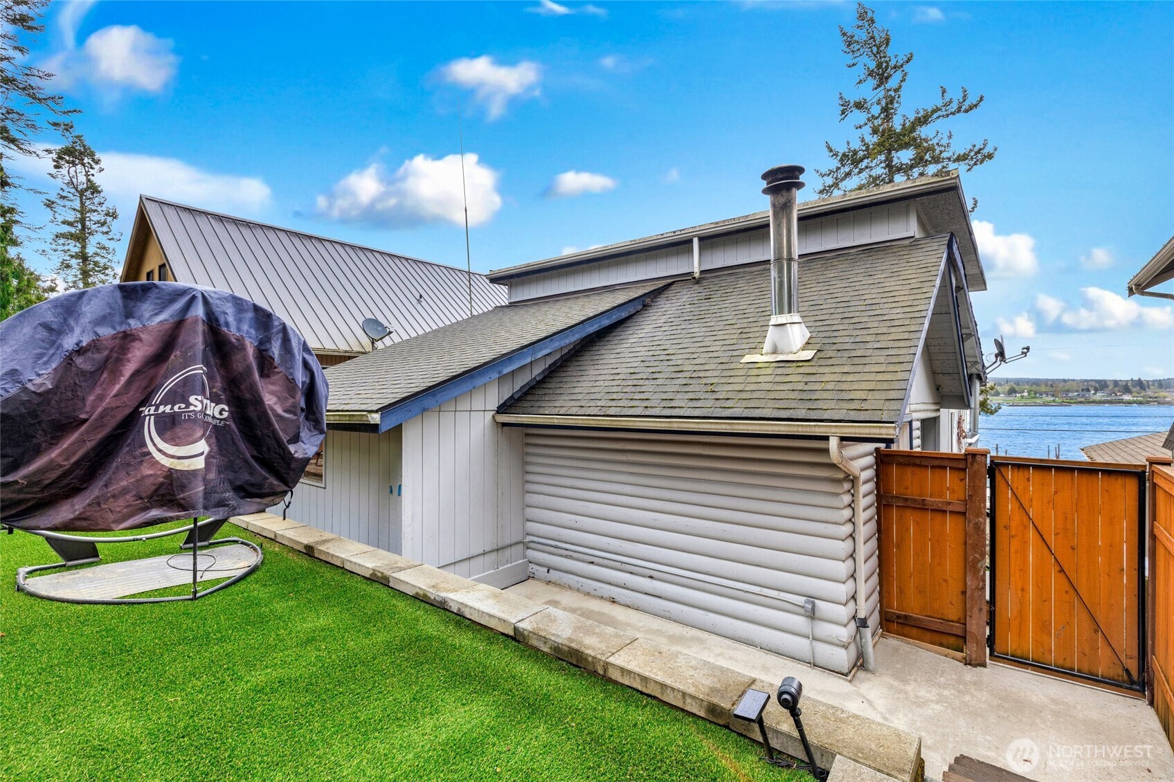 7430 Hermosa Beach Road , Tulalip, WA 98271