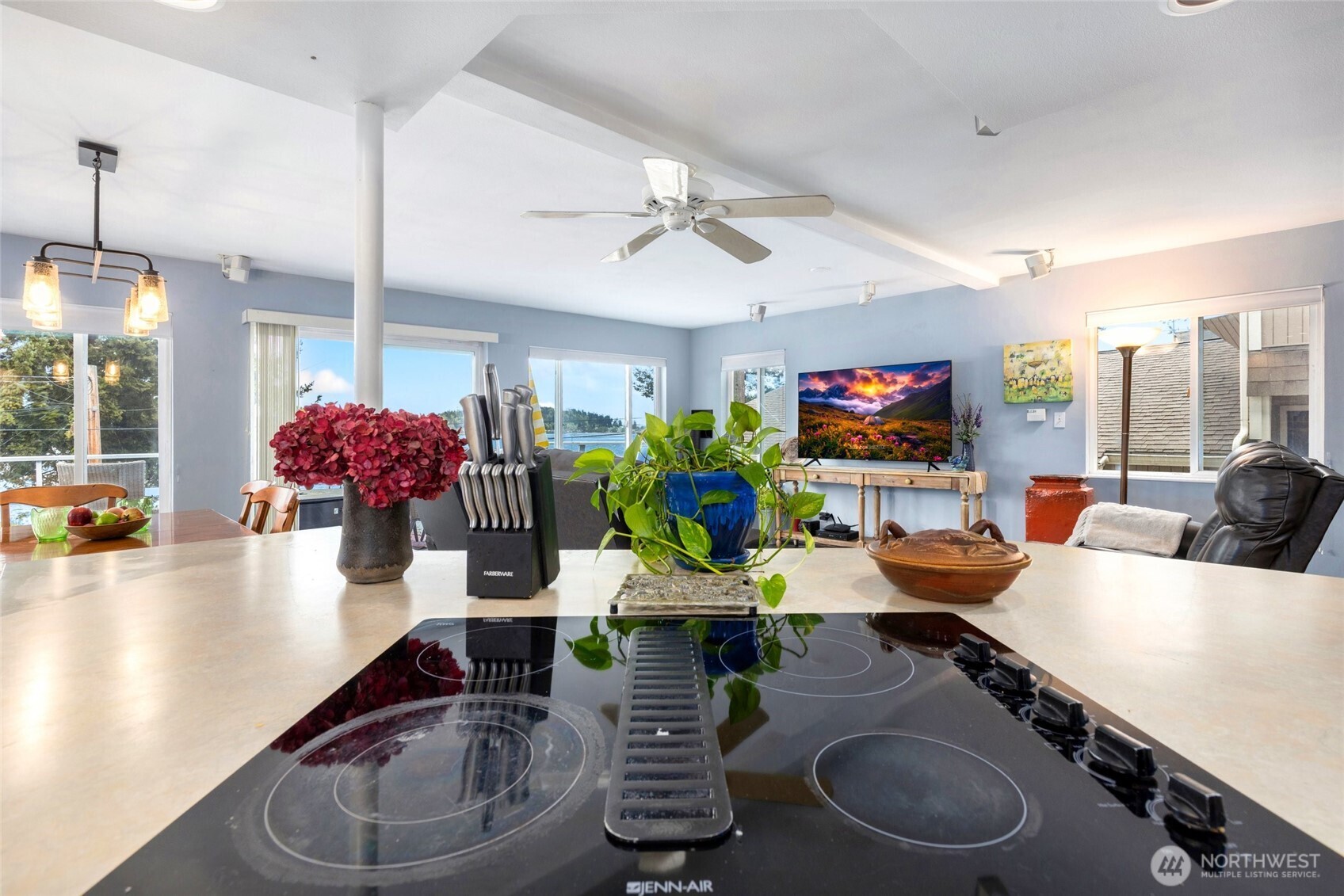 7430 Hermosa Beach Road , Tulalip, WA 98271
