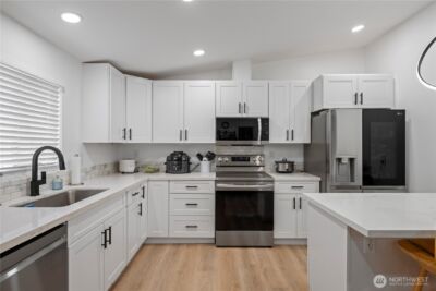 415 Lakeview Rd #K35, Lynnwood, WA 98087 - Photo 14