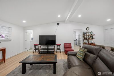 415 Lakeview Rd #K35, Lynnwood, WA 98087 - Photo 8
