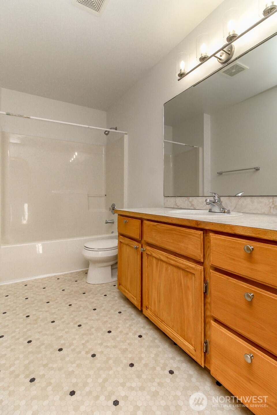 3307 S 43rd Street , Tacoma, WA 98409