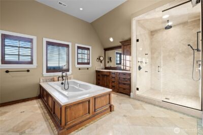 3169 NE Harrison Street , Issaquah, WA 98029 - Photo 17