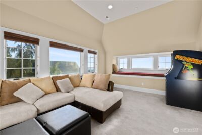 3169 NE Harrison Street , Issaquah, WA 98029 - Photo 25