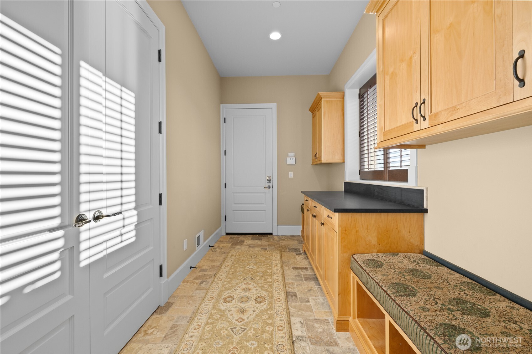 3169 NE Harrison Street , Issaquah, WA 98029
