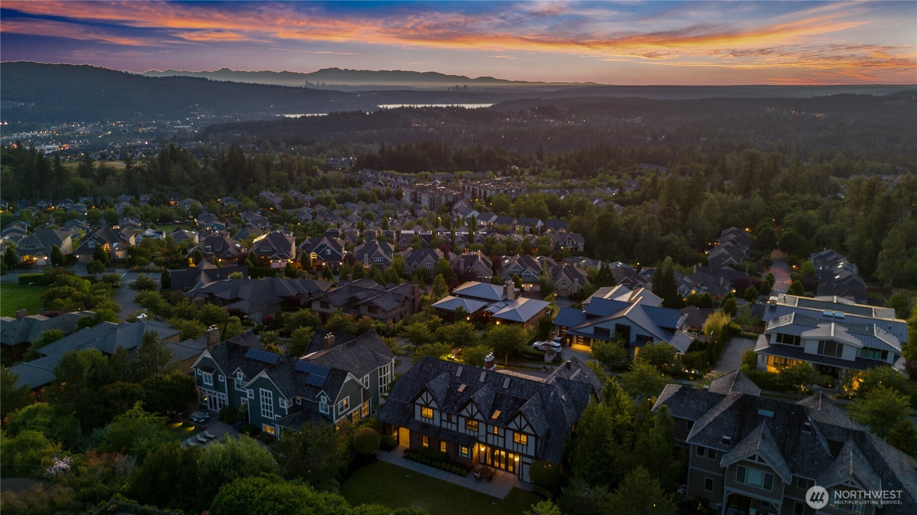3169 NE Harrison Street , Issaquah, WA 98029