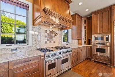 3169 NE Harrison Street , Issaquah, WA 98029 - Photo 7