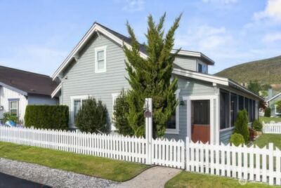 100 Timbuktu Lane , Oroville, WA 98844
