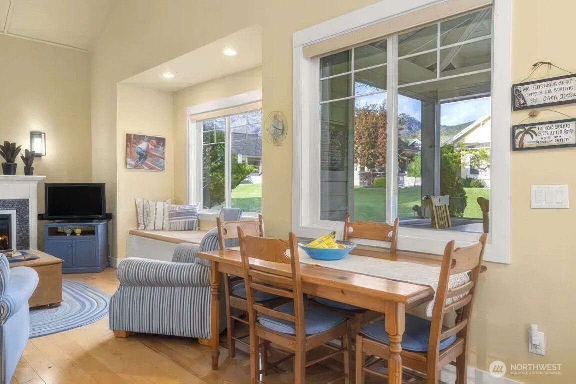 100 Timbuktu Lane , Oroville, WA 98844
