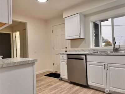 9840 Olympic Drive NE, Moses Lake, WA 98837 - Photo 15