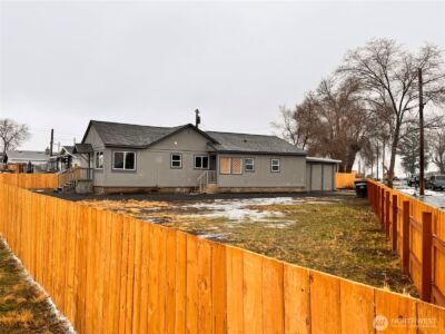 9840 Olympic Drive NE, Moses Lake, WA 98837 - Photo 2