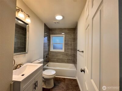 9840 Olympic Drive NE, Moses Lake, WA 98837 - Photo 10