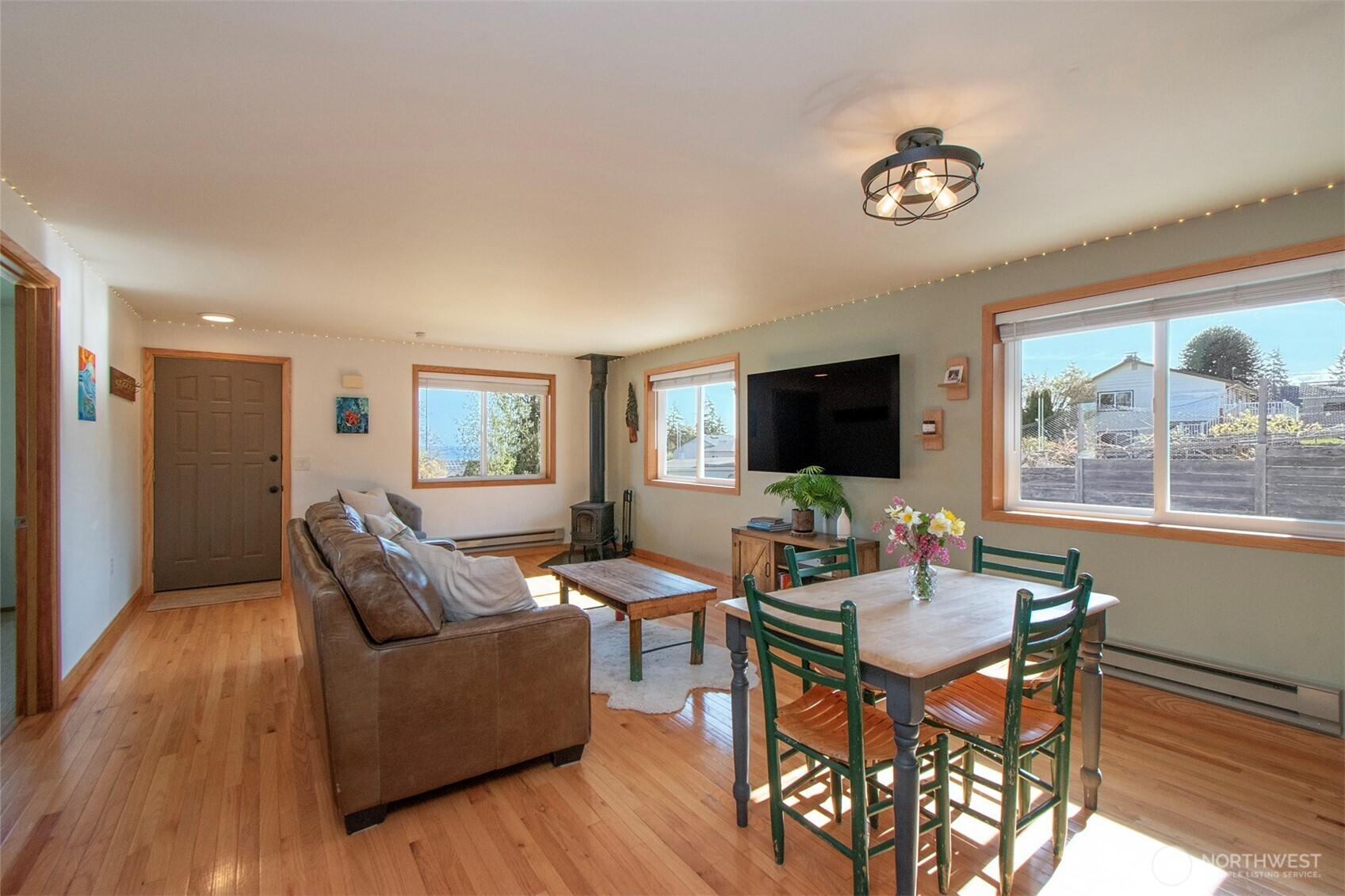 2028 W 5th Street , Port Angeles, WA 98363