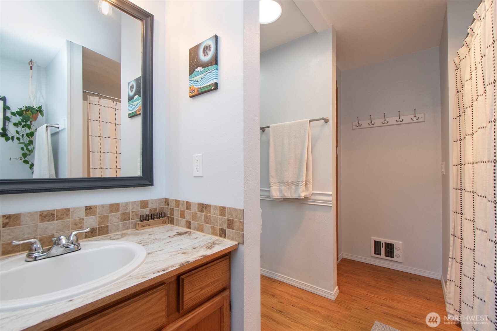 2028 W 5th Street , Port Angeles, WA 98363