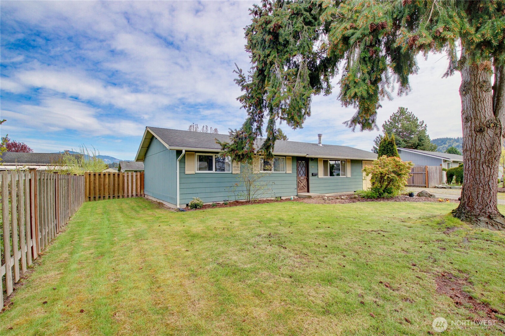 908 S 20th , Mount Vernon, WA 98274