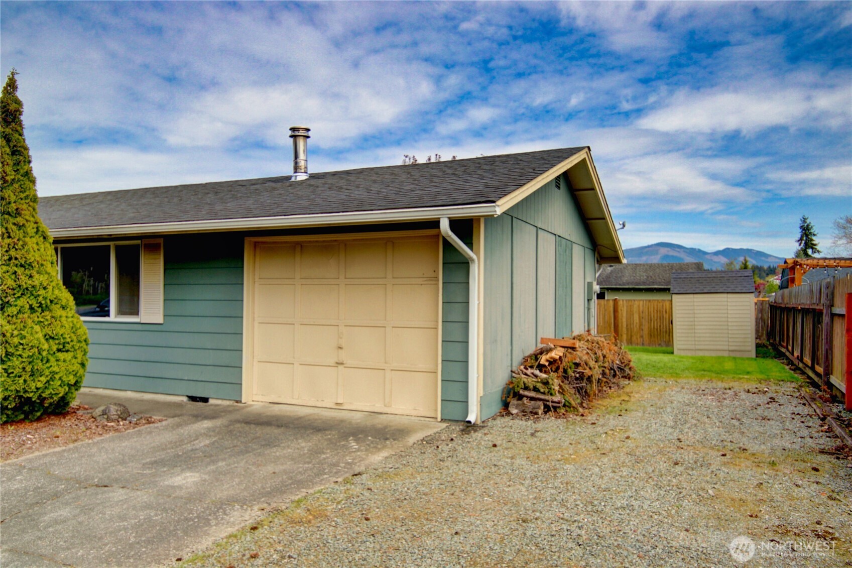 908 S 20th , Mount Vernon, WA 98274