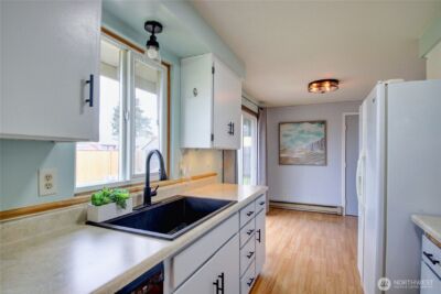 908 S 20th , Mount Vernon, WA 98274 - Photo 8