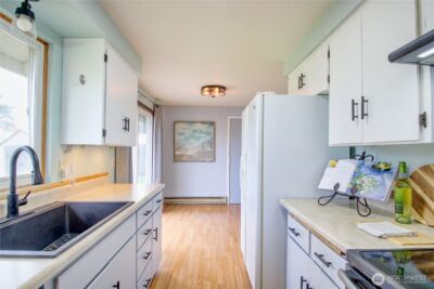 908 S 20th , Mount Vernon, WA 98274 - Photo 9
