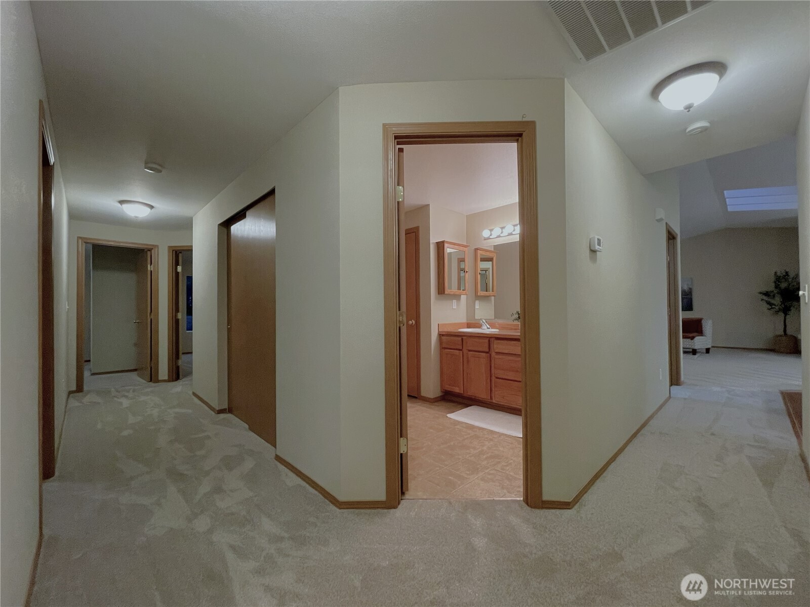 121 E Country Club Drive E, Union, WA 98592