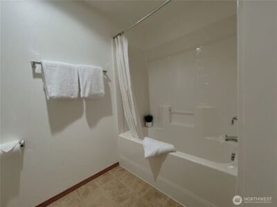 121 E Country Club Drive E, Union, WA 98592 - Photo 21