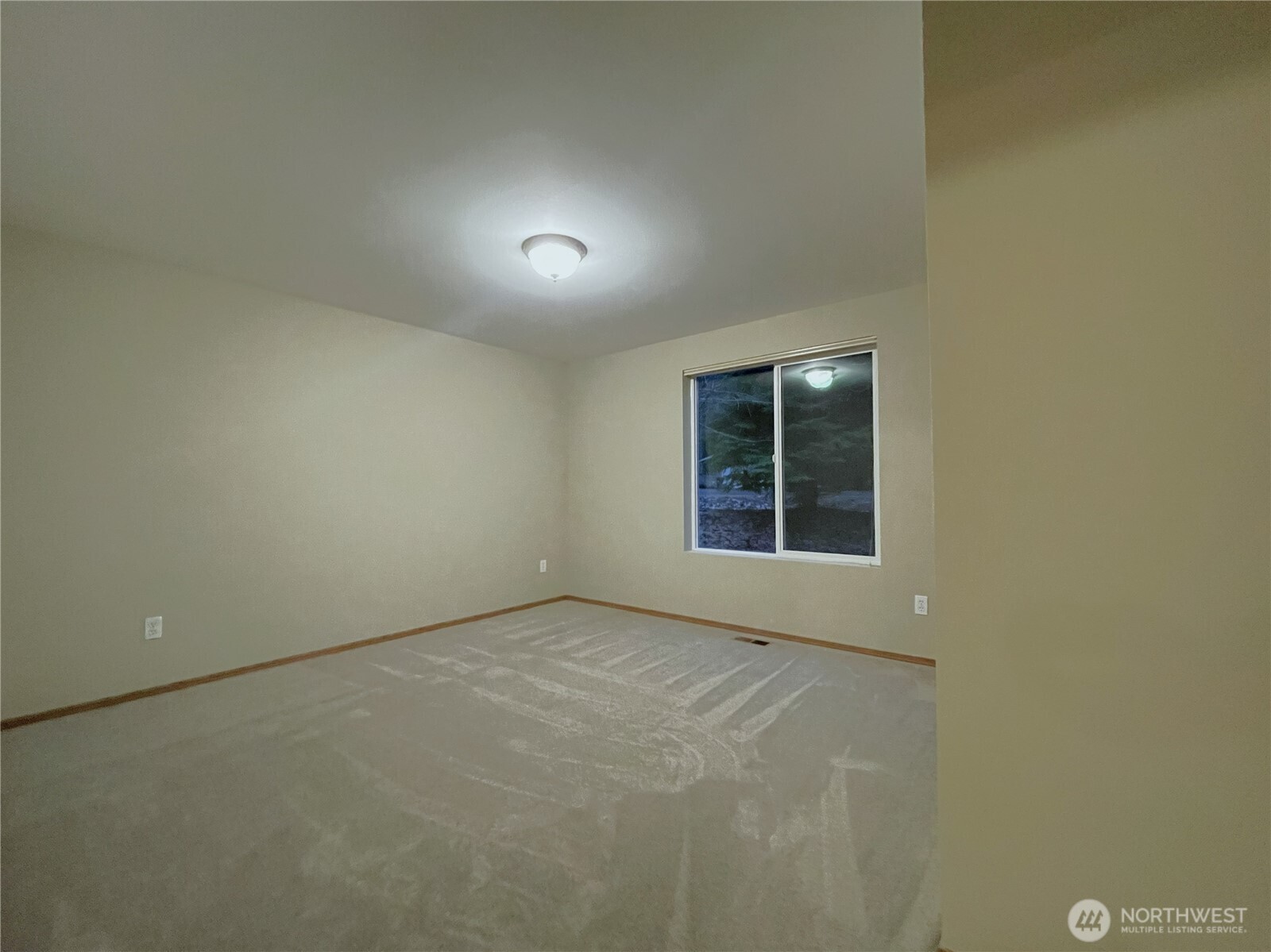 121 E Country Club Drive E, Union, WA 98592