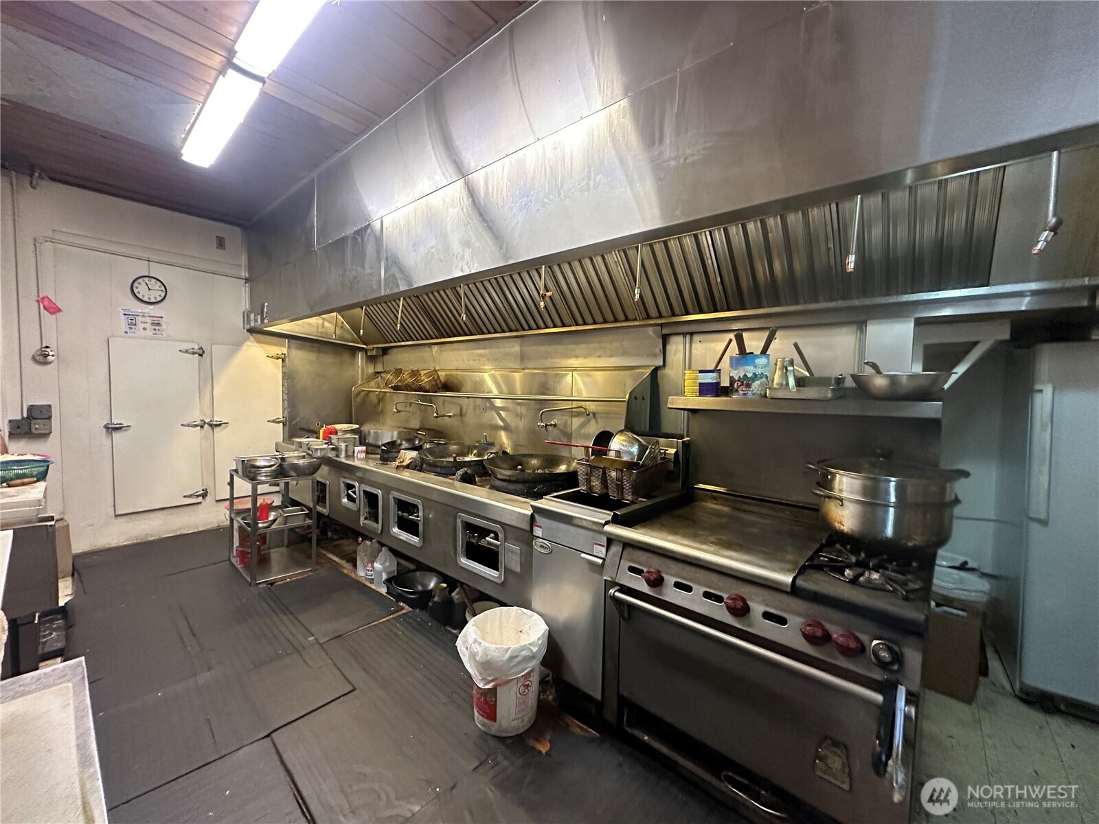400 Pacific Ave N , Long Beach, WA 98631
