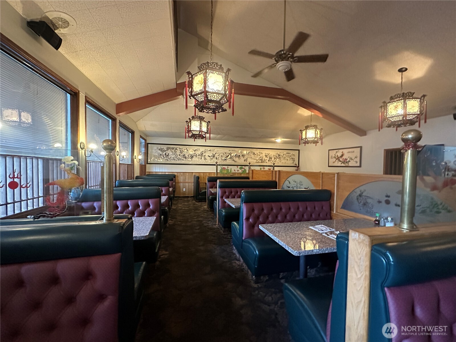 400 Pacific Ave N , Long Beach, WA 98631