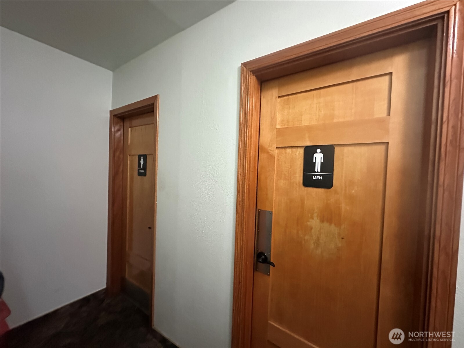 400 Pacific Ave N , Long Beach, WA 98631