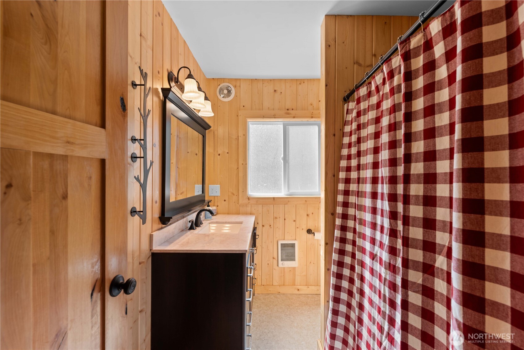 21317 Quarter Road , Leavenworth, WA 98826