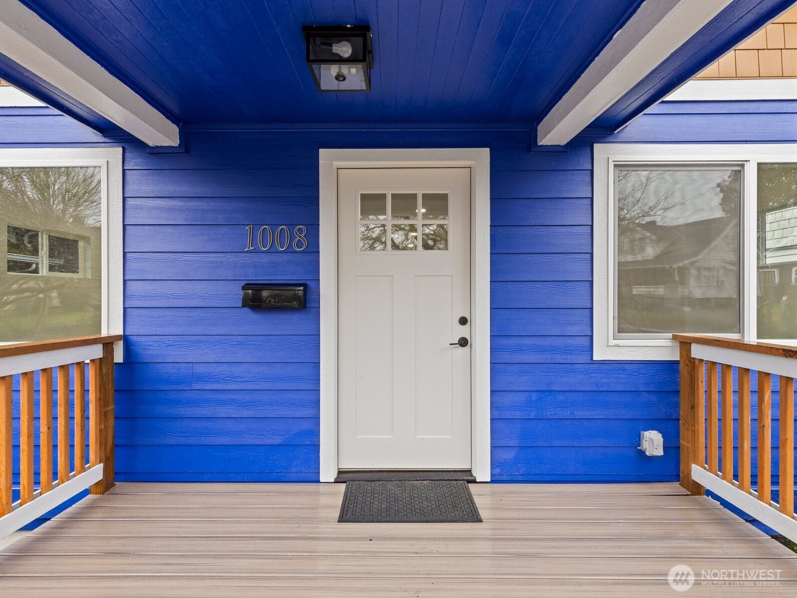 1008 N Steele Street , Tacoma, WA 98406