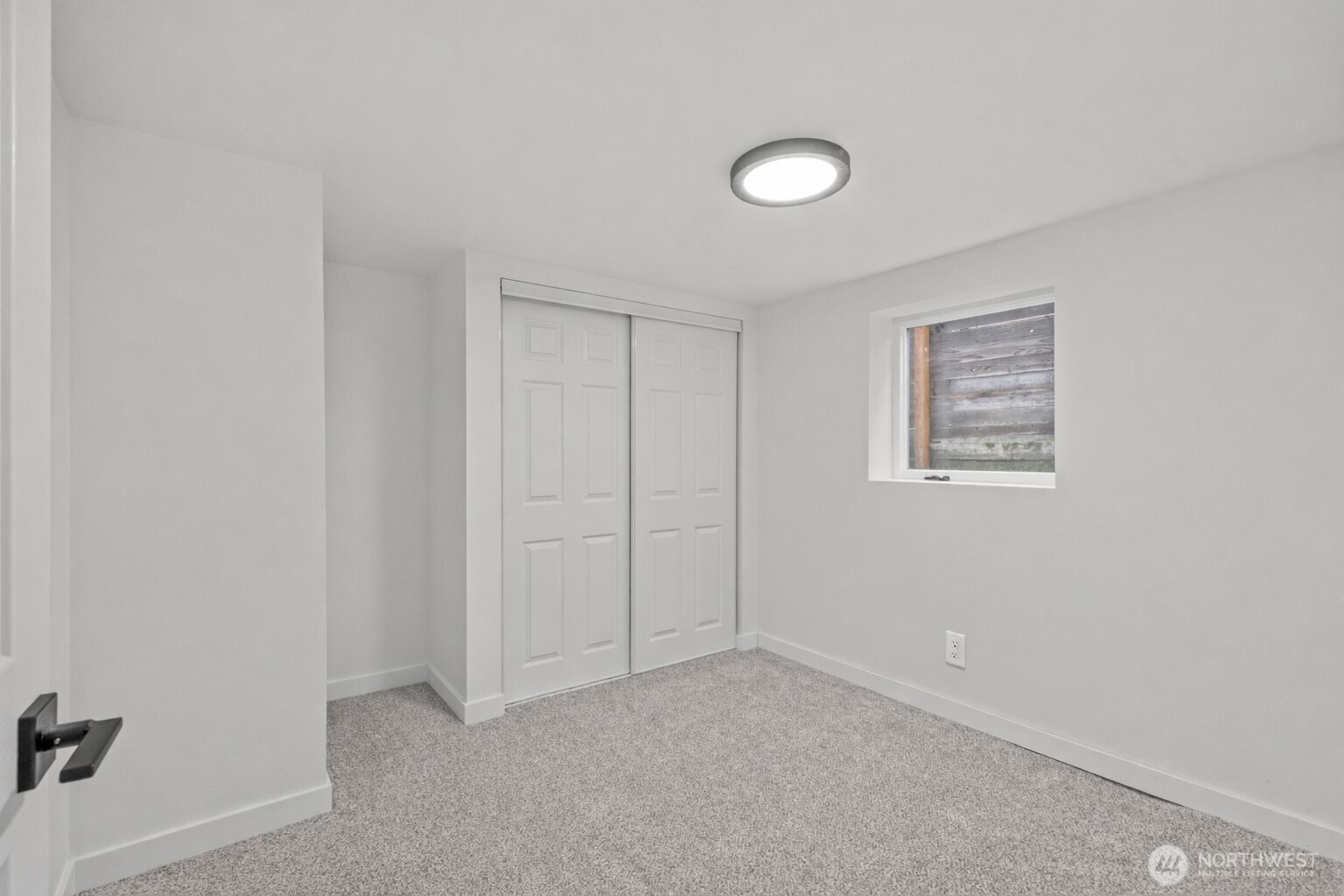1008 N Steele Street , Tacoma, WA 98406