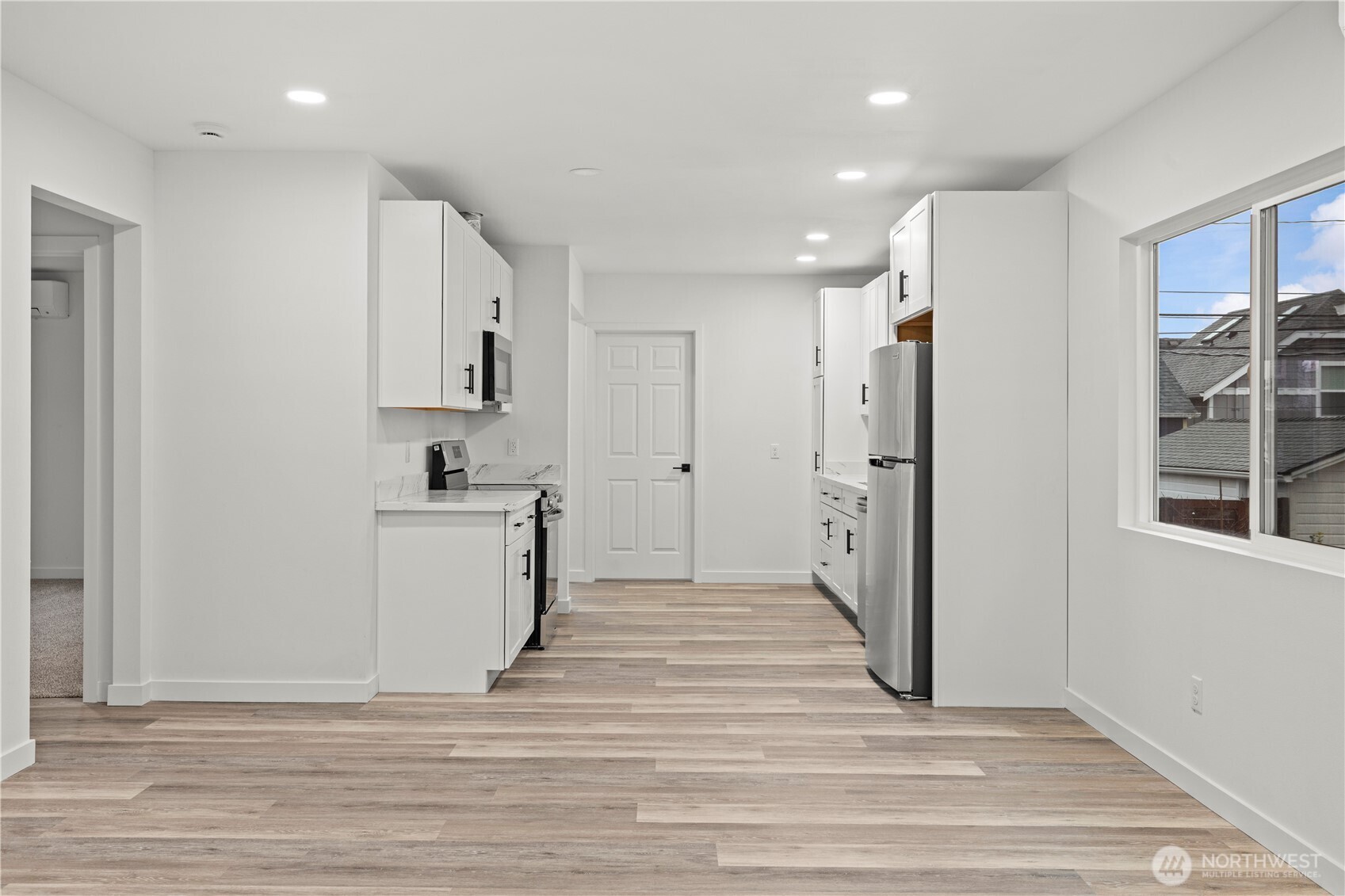 1008 N Steele Street , Tacoma, WA 98406