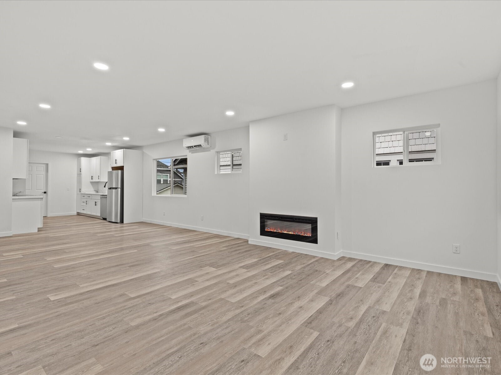 1008 N Steele Street , Tacoma, WA 98406
