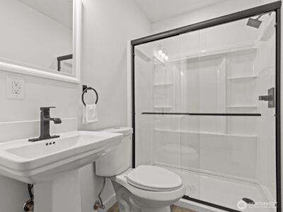 1008 N Steele Street , Tacoma, WA 98406 - Photo 10